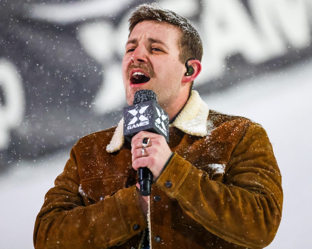 Vermont's Forehand takes gold in snow-covered men's ski big air