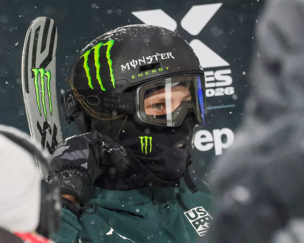 Atkin, Shimizu claim gold in snowy women's halfpipe at X Games