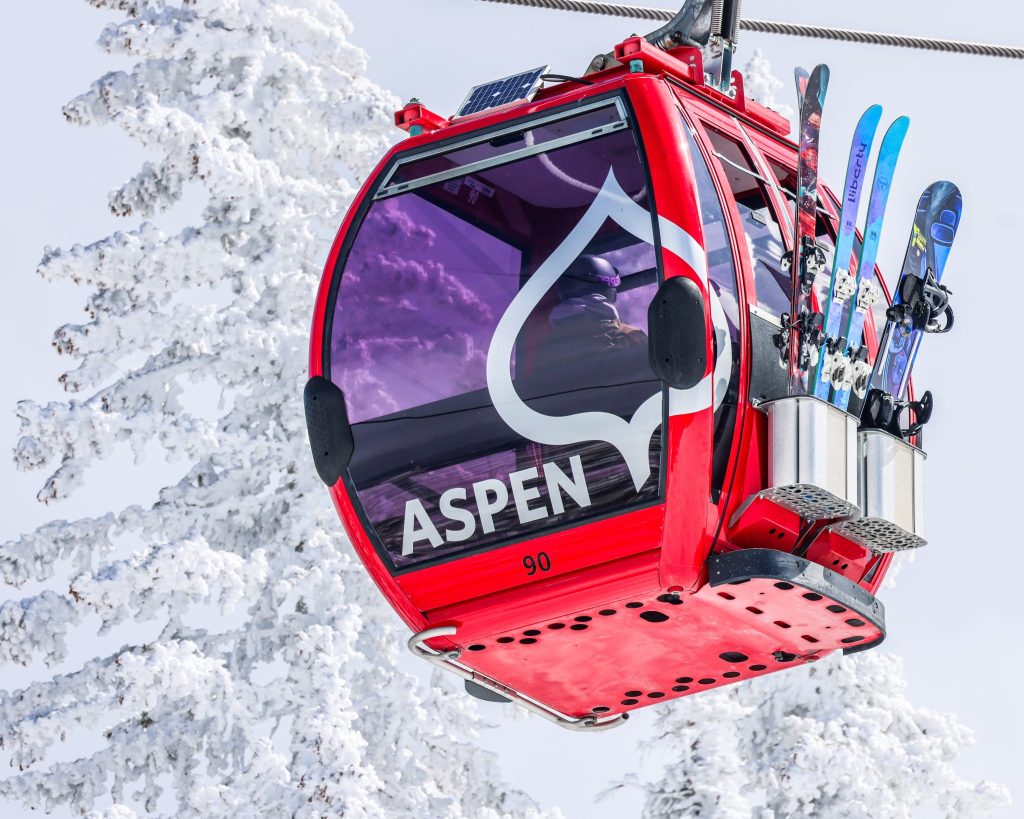 Aspen Snowmass Offers $3.75 Lift Tickets for 80th Anniversary Celebration