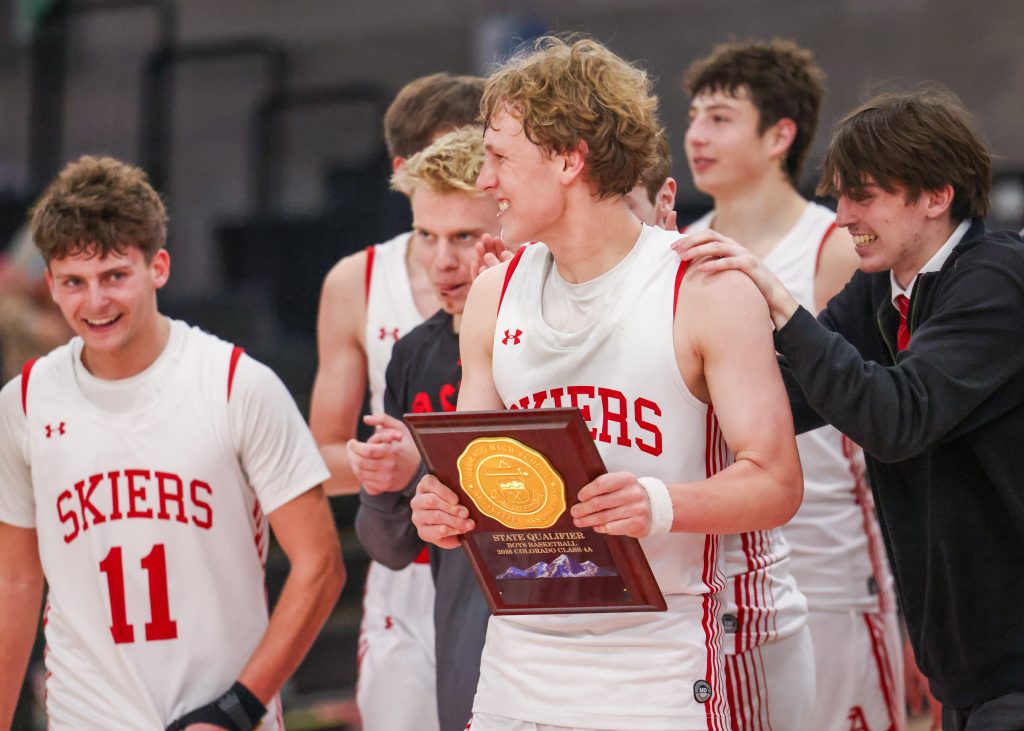 Aspen basketball wins grudge match vs. Coal Ridge, advances to state quarters