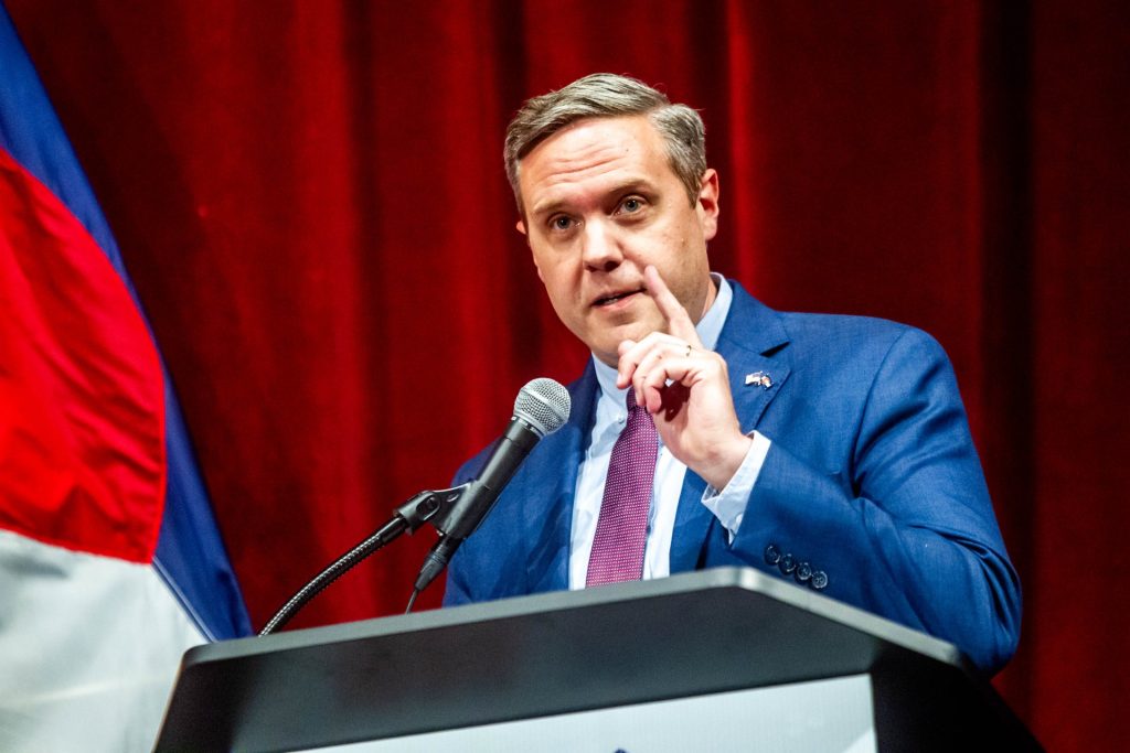 Image for Trump re-endorses U.S. Rep. Jeff Hurd, convinces Republican primary challenger to drop out, in another shakeup for western Colorado race