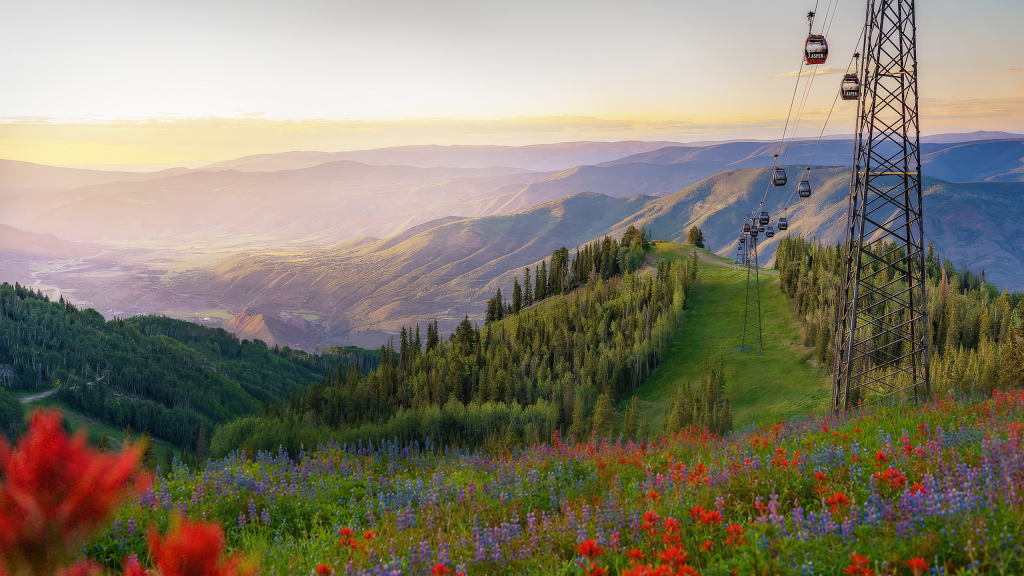 Maker’s Mark Pop-up takes over top of Aspen Mountain