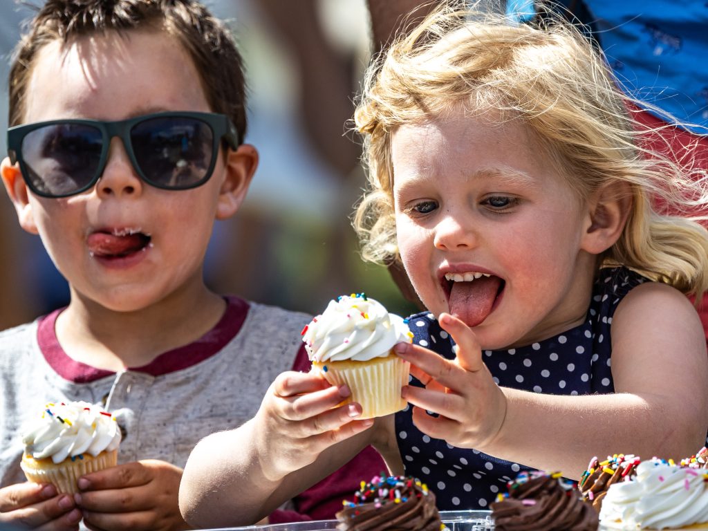 PHOTOS: Art parade celebrates 50 years of the Aspen pedestrian mall