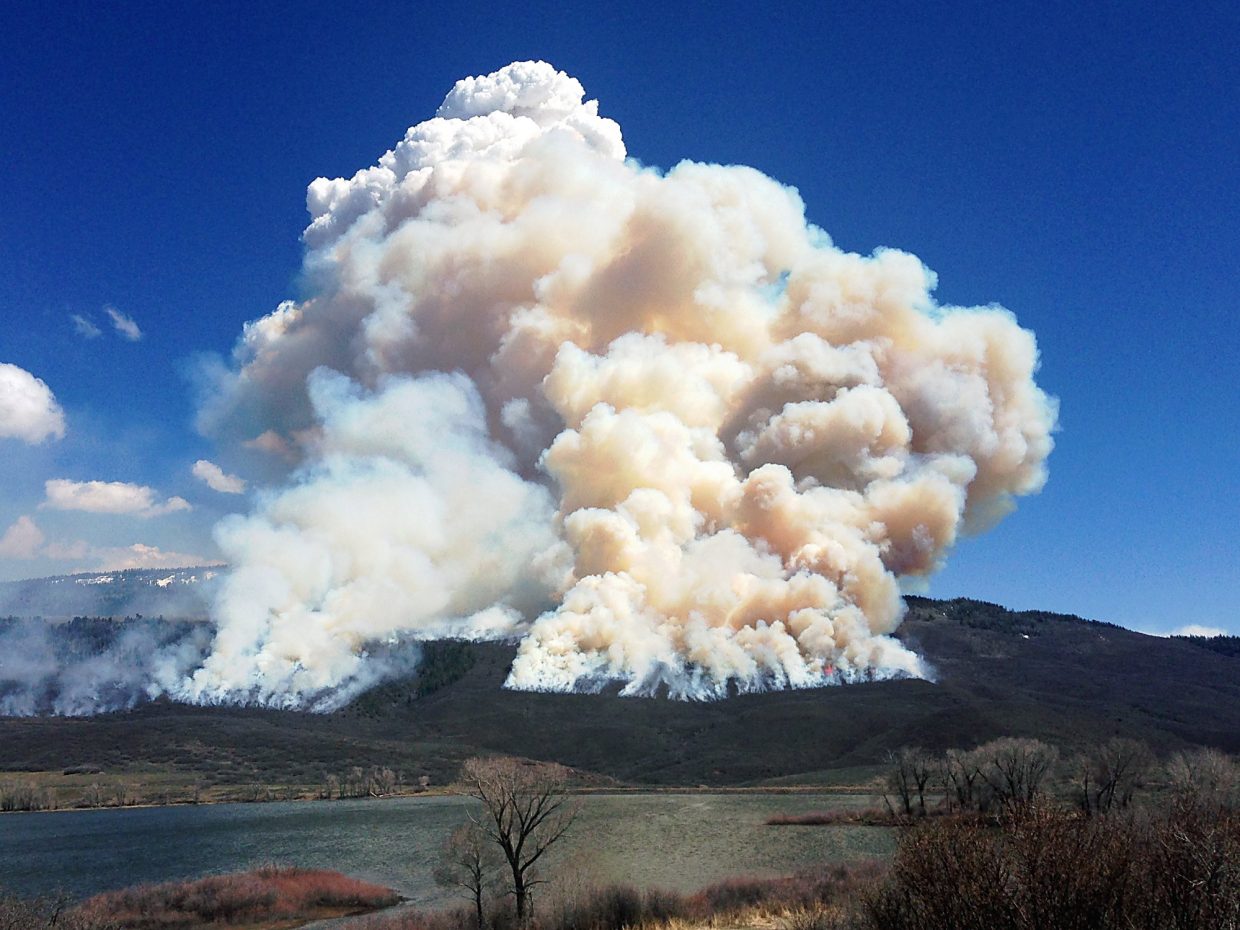Planned burn on Basalt Mountain scorched 1,100 acres, captured ...