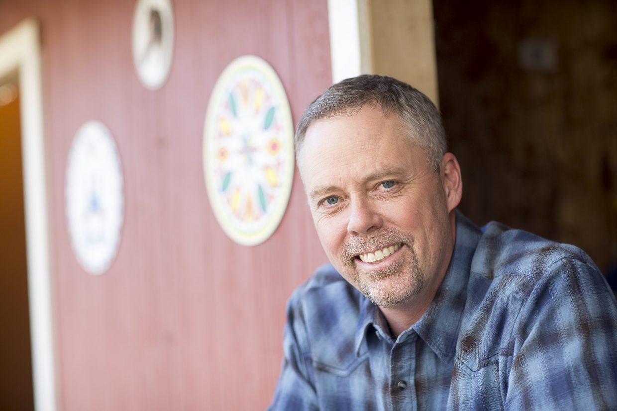 Glenwood attorney Karl Hanlon to run for Congress