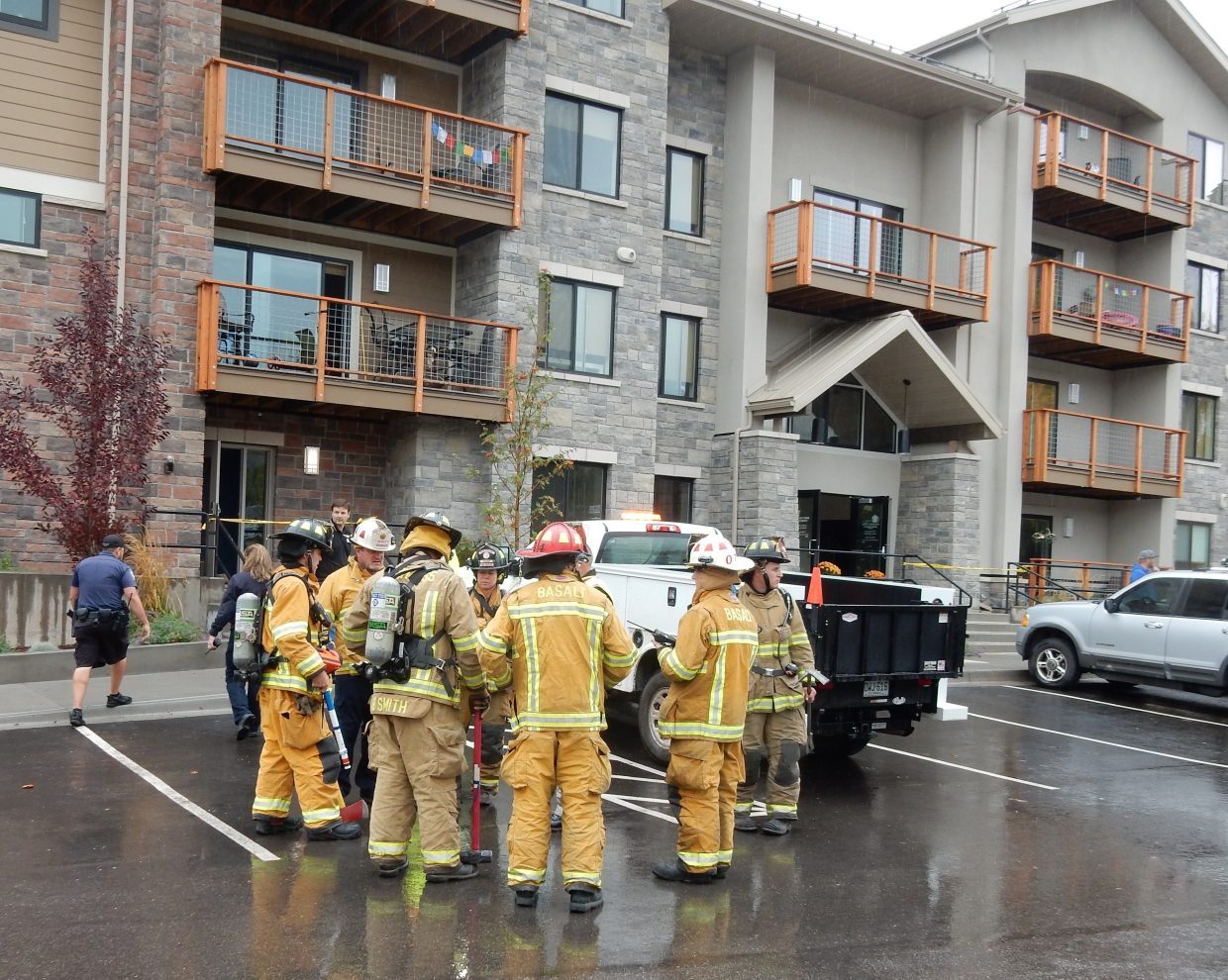 Water pipe crashes down in Basalt apartment complex, forces evacuation