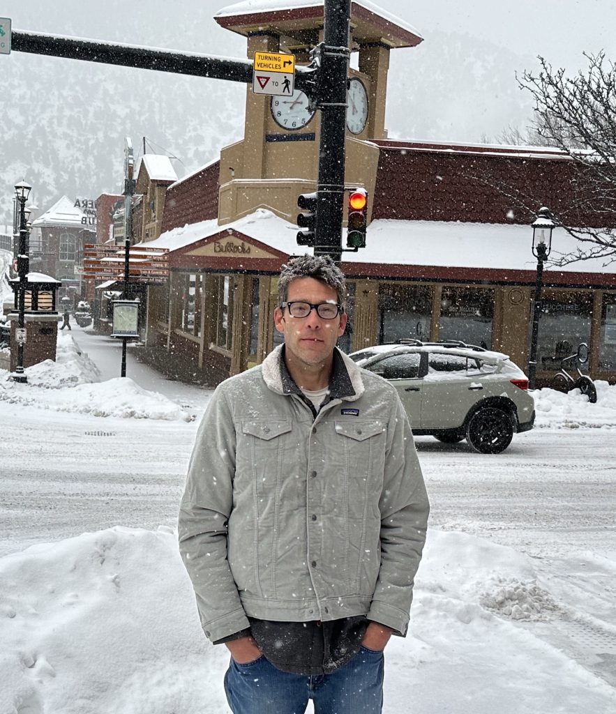 Glenwood Springs resident to seek Democratic nomination for Garfield County commission seat - Vimarsana News