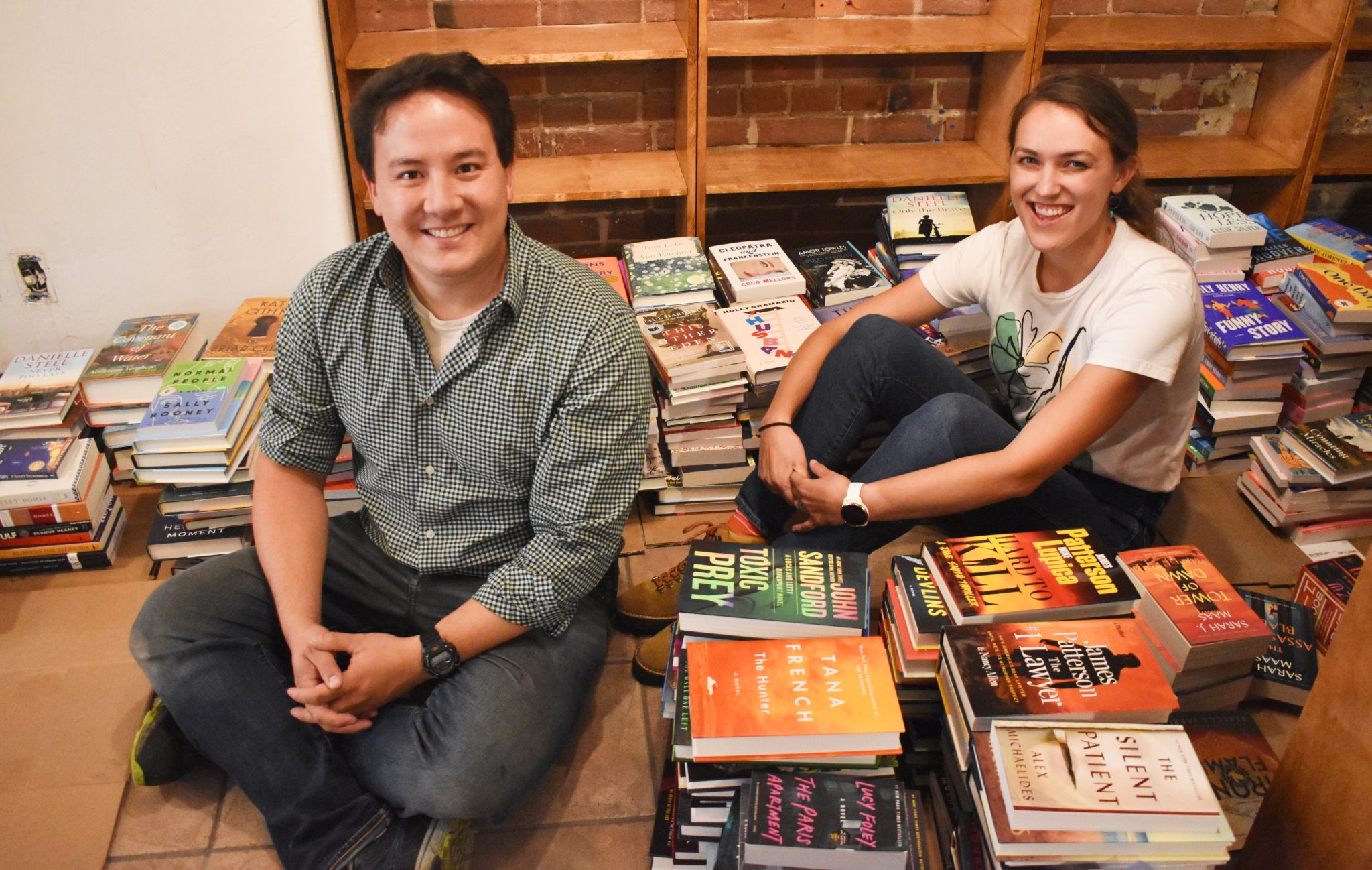 Watch the alpenglow shine on the new bookstore in Glenwood Springs