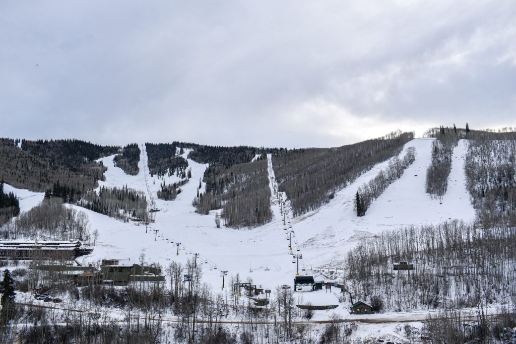 Snow returns to Colorado’s mountains this week, but wind and warmth limit accumulation