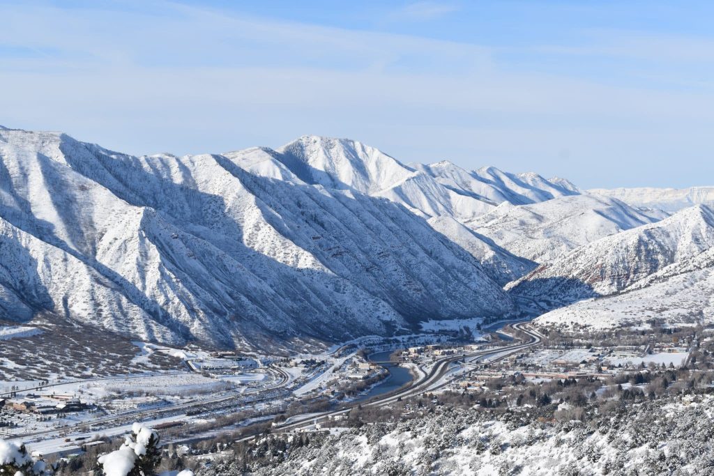 Some Colorado mountain ski towns could see a snowy Christmas amid warm, dry forecast ahead