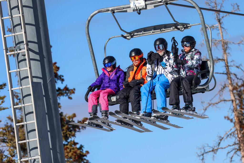 Lift ticket prices peak $300 at 5 popular Colorado ski resorts this Christmas holiday