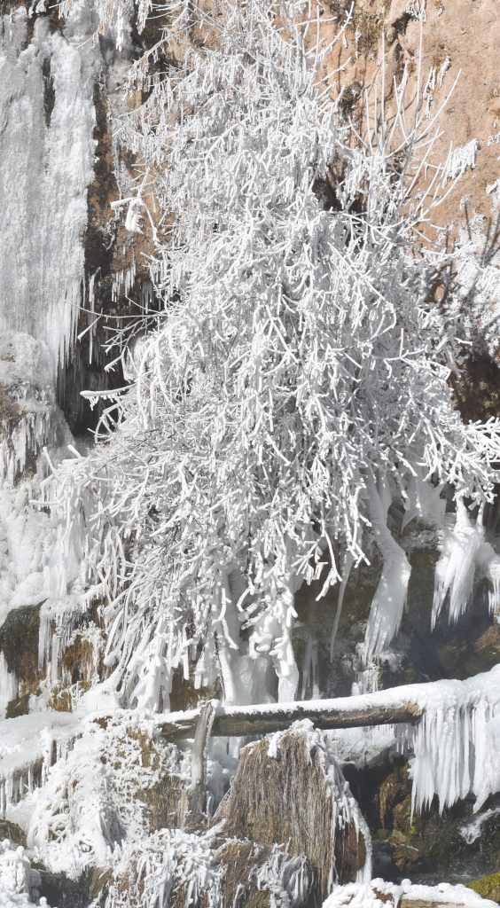 Colorado mountains under winter weather advisory and high wind warning as snow nears