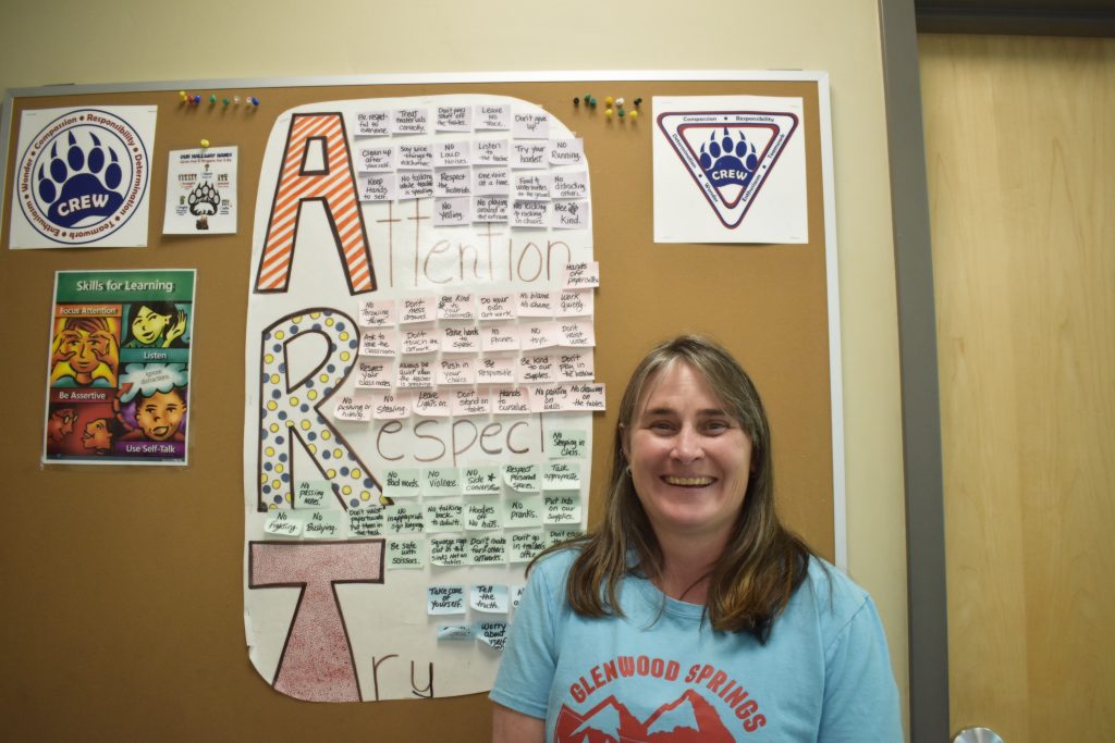 Glenwood Springs Elementary art teacher retires after 25 years