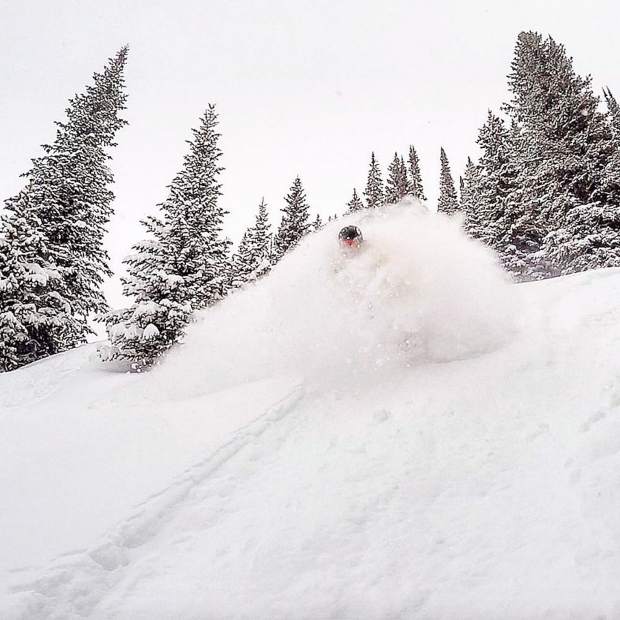 @colorado_livin_on_the_hill: Welcome to the White Room in Vail, can I take your order? #VailLive