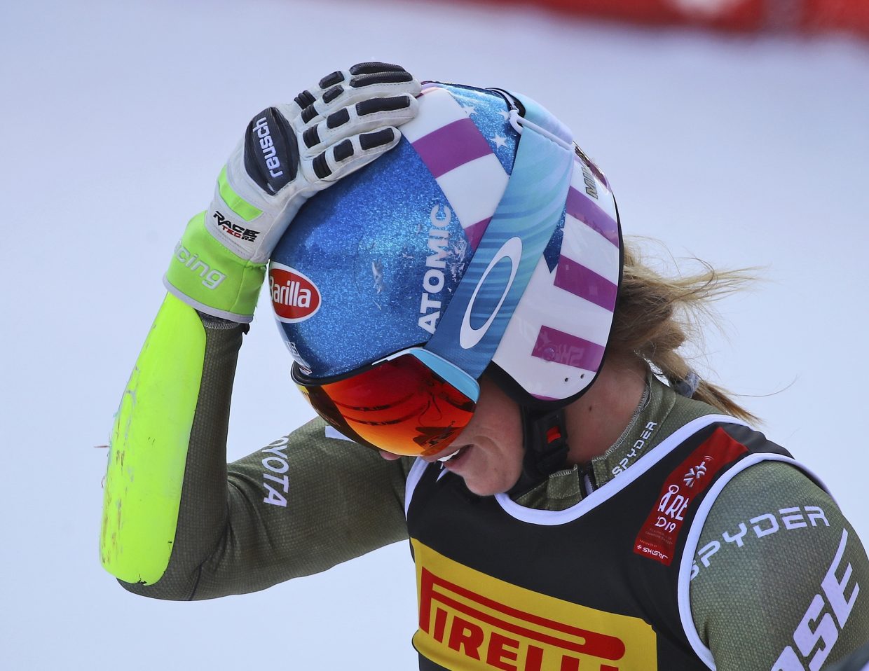 Mikaela Shiffrin continues to move into elite company with four gold medals in her career at the FIS Alpine World Ski Championships.
