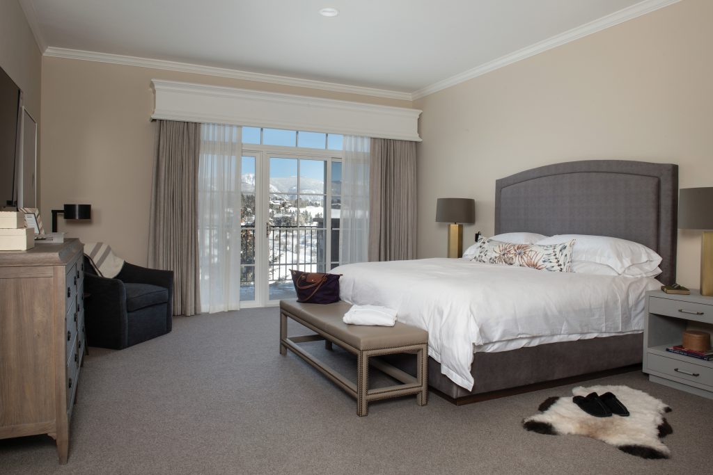 Private rooms at All Points North Lodge resemble five-star luxury hotel accommodations.