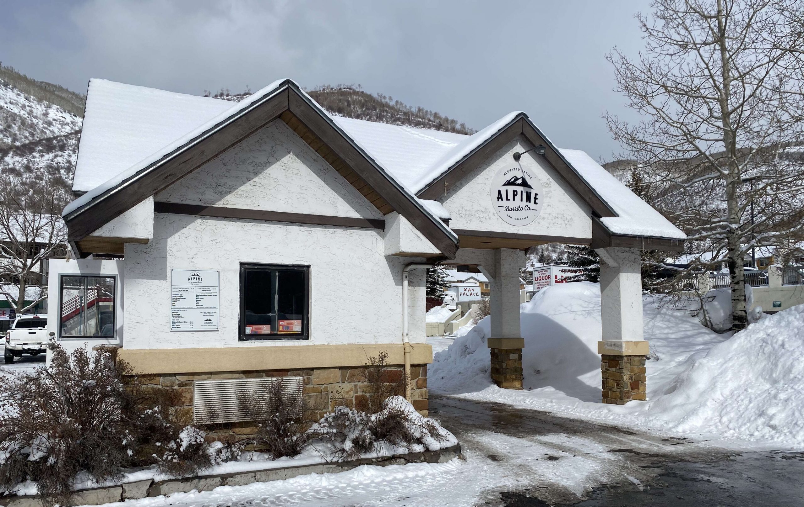 Alpine Burrito Co. opens with drivethru breakfast and lunch in West