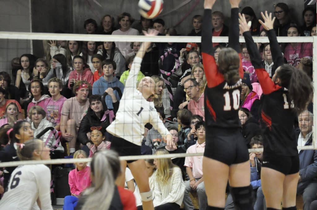 No. 8 North Fork takes down Vail Mountain School volleyball