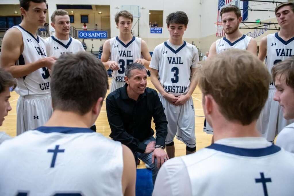 Vail Christian boys basketball rolls over South Park 5710