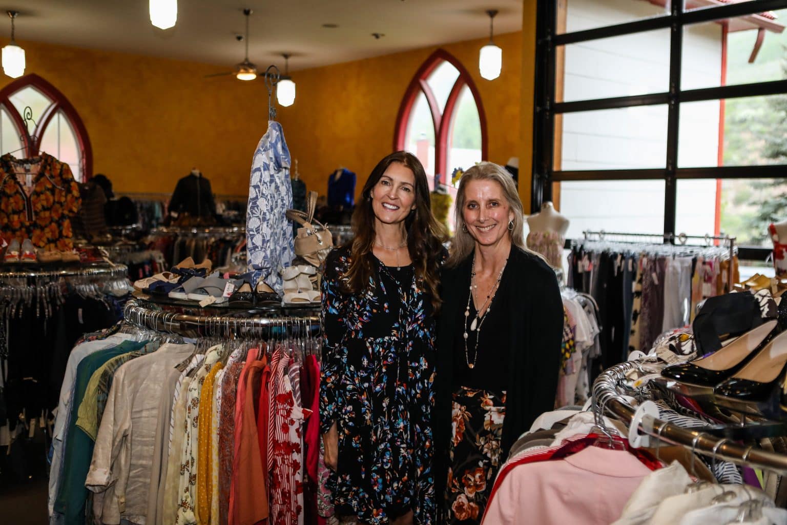 Minturn’s Holy Toledo consignment shop new owners from Texas