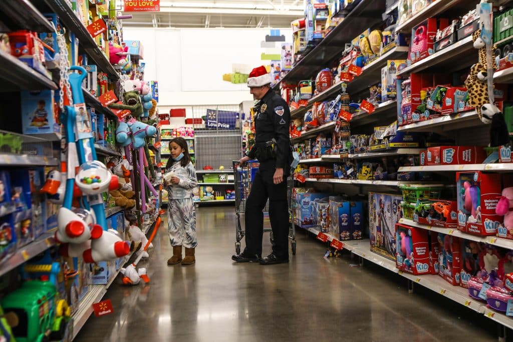 Avon Police Department to swear in two new officers