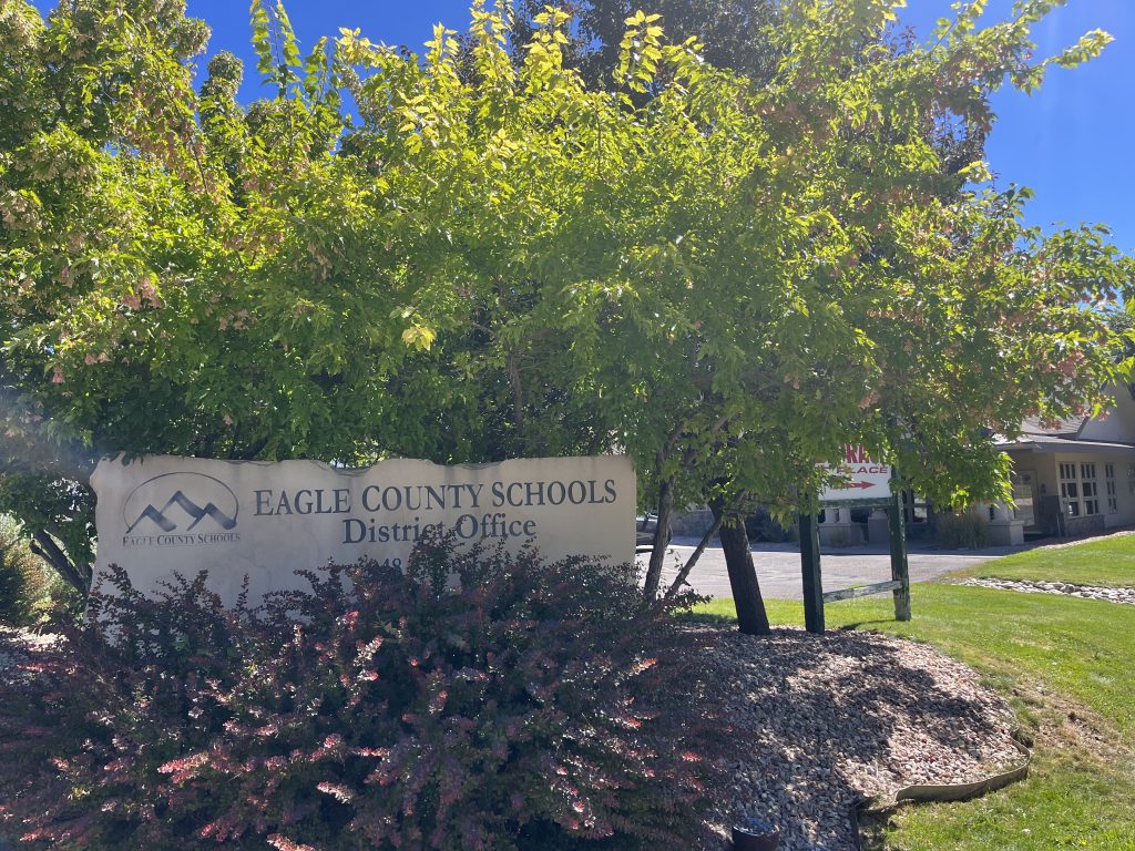 Eagle County School District to host meet and greet for school board candidates - Vimarsana News