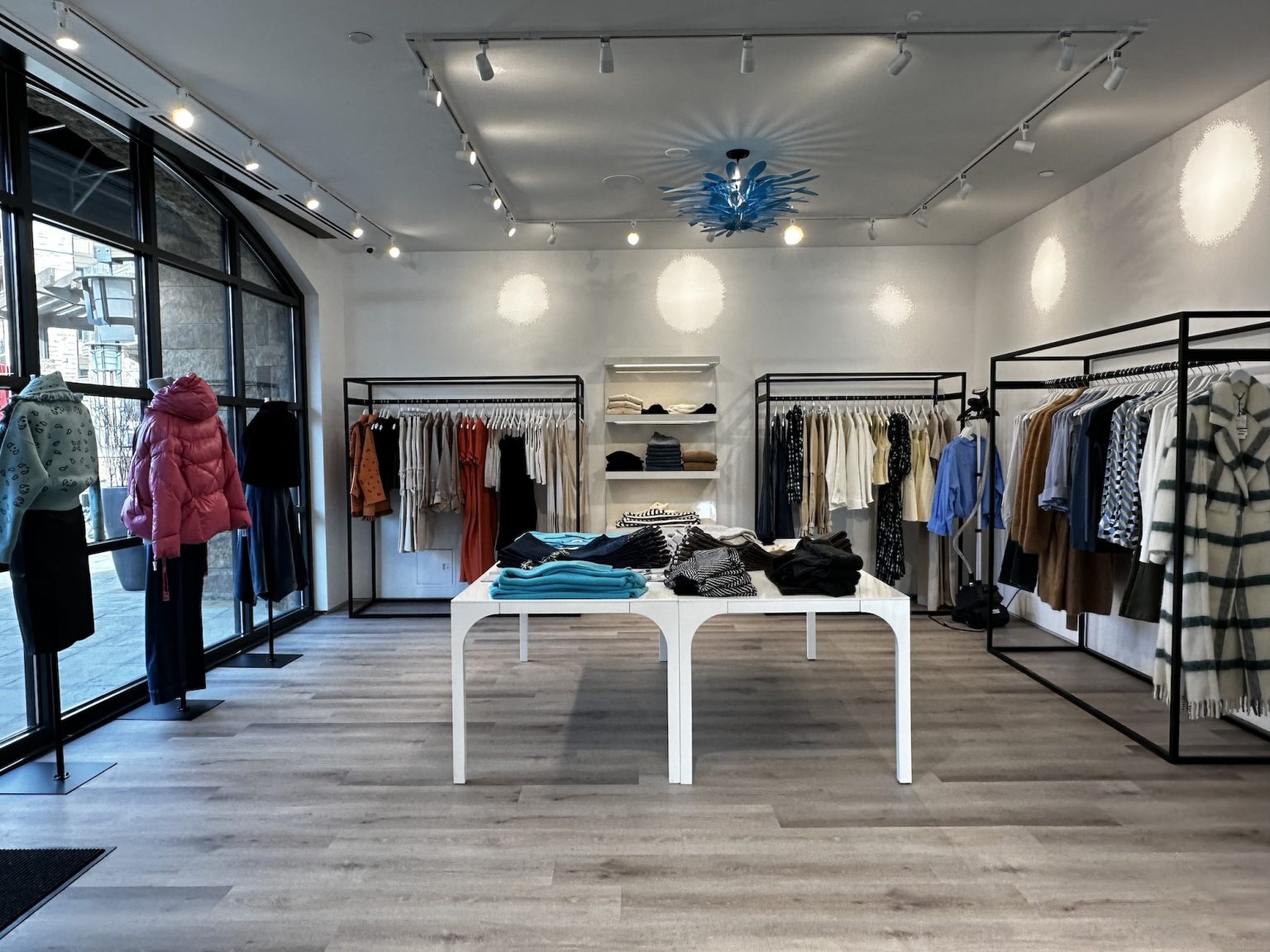 New highend women’s boutique opens in Vail