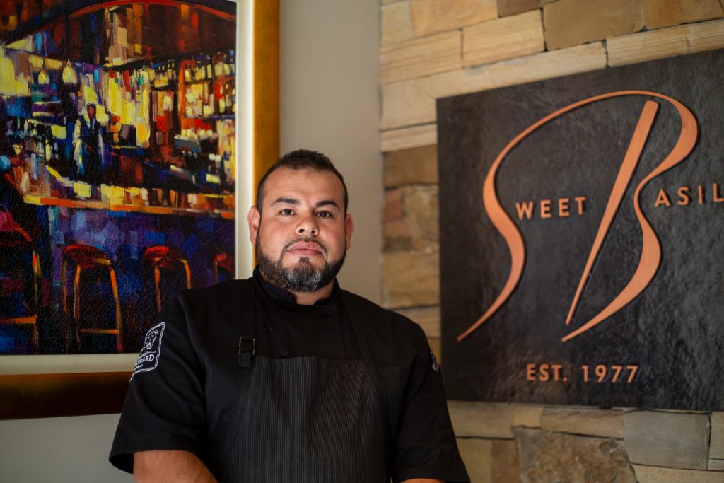 Sweet Basil employee earns 2023 Industry Award by Colorado Restaurant Association - Vimarsana News