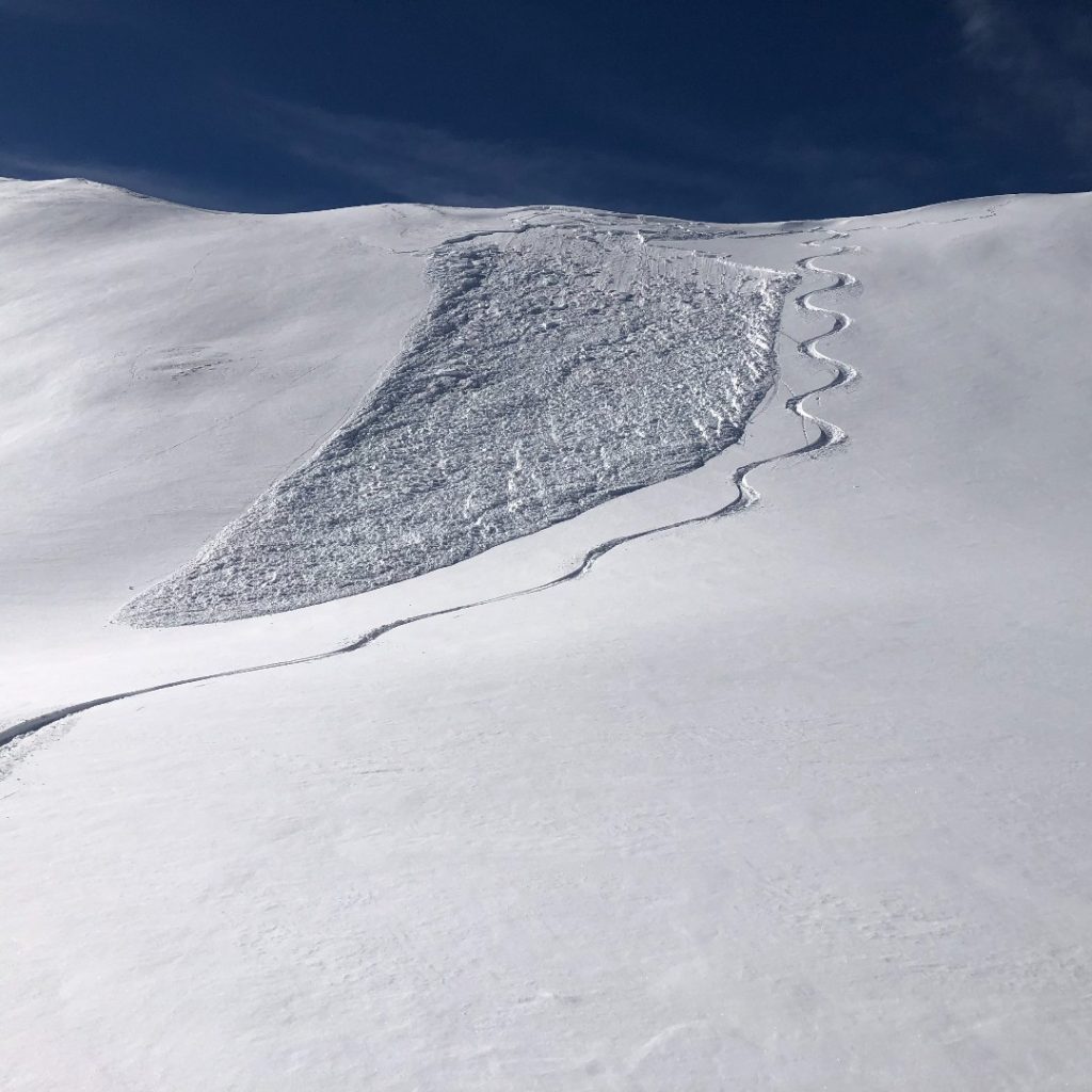 With more snow on the way, Colorado officials warn of 'worrisome' trend of people getting caught in avalanches - Vimarsana News