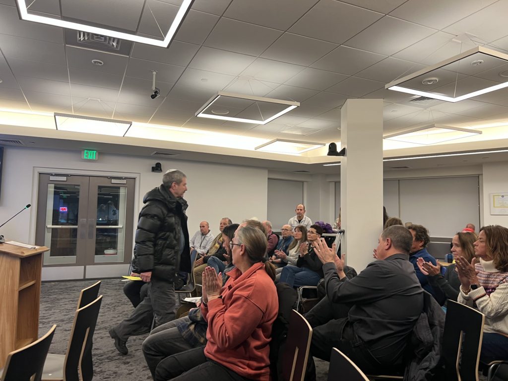 Big turnout to protest Avon Town Council's decision not to vote on flying Israeli flag - Vimarsana News