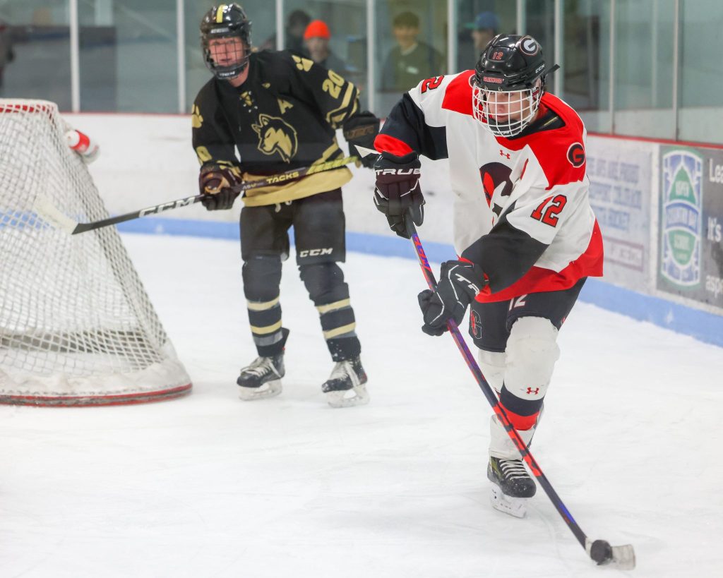 No. 1 Glenwood hockey rolls by Battle Mountain, heads back to