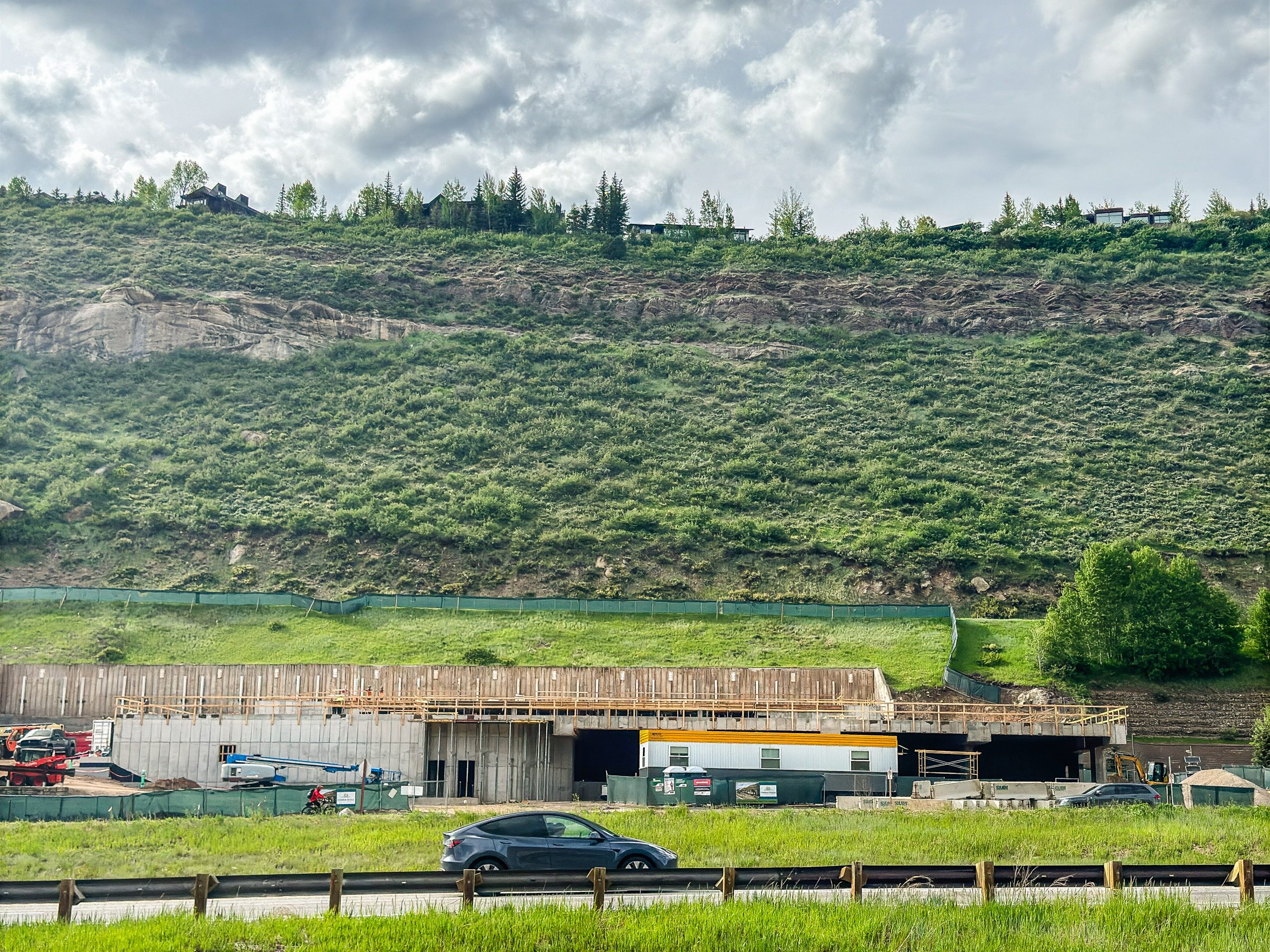 Timber Ridge Slopes New rockfall above Timber Ridge Village project in Vail prompts ...