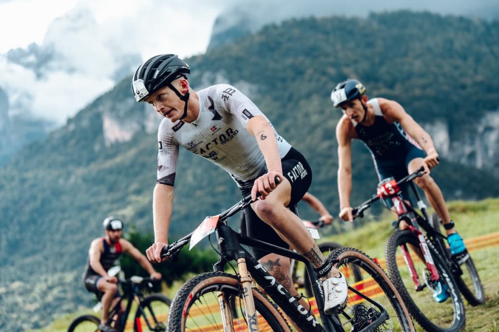 EagleVail triathlete defends XTERRA short-track world title