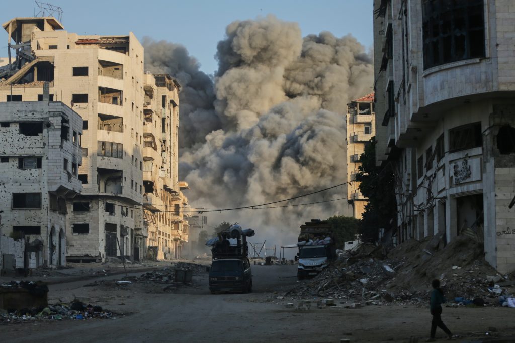 Netanyahu says Israel working on ceasefire plan on eve of Trump meeting. Gaza death toll tops 66,000