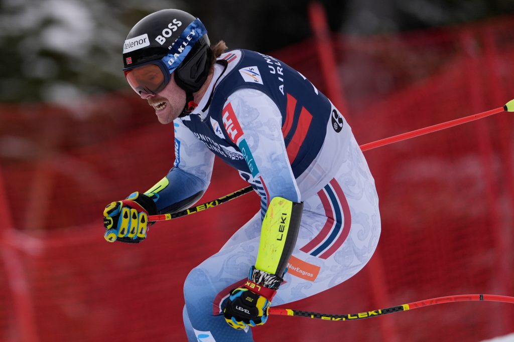 With Mikaela Shiffrin waiting at the finish, Aleksander Aamodt