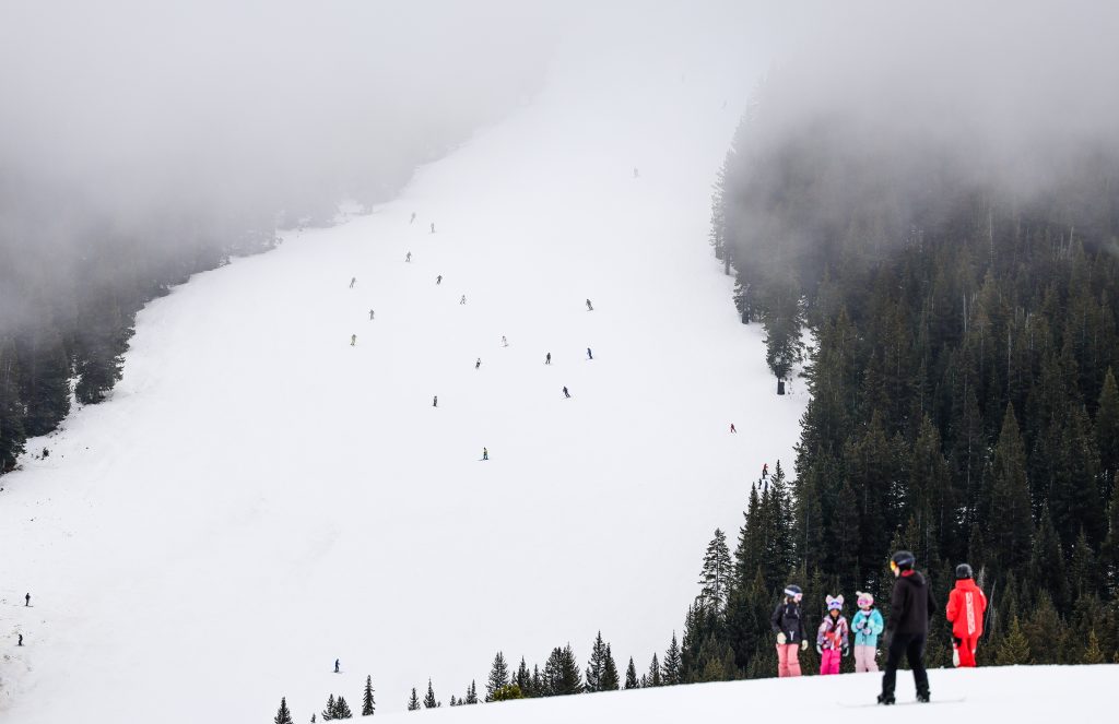National Weather Service issues winter storm warning and advisories for Colorado mountains with more than 1 foot expected in places