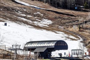 Mountain towns see record-breaking temperatures as snowpack and ski season take a hit