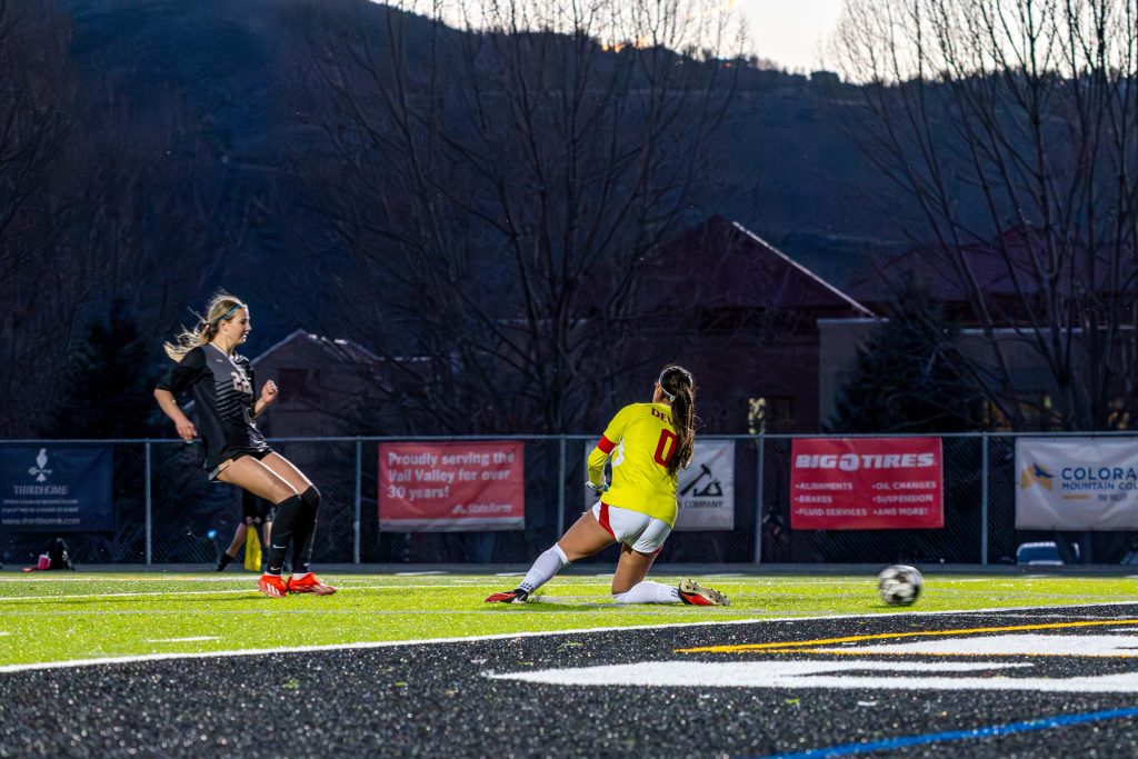 Battle Mountain girls soccer bests Eagle Valley at home, teams join forces for fundraiser