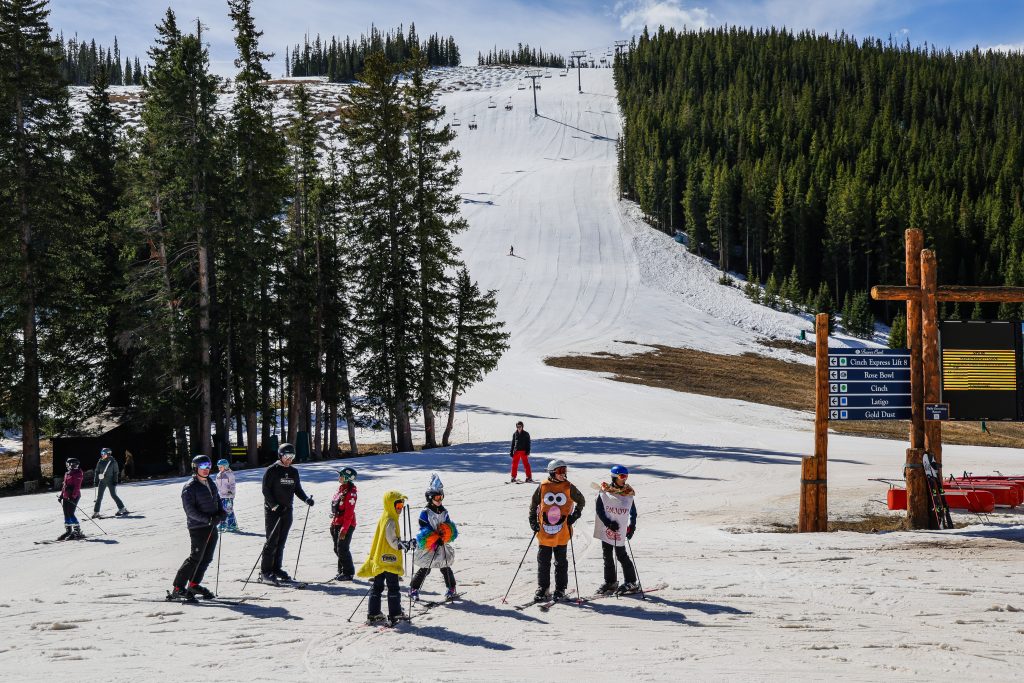 Vail Resorts reports 25% decrease in skier days at its Rocky Mountain ...