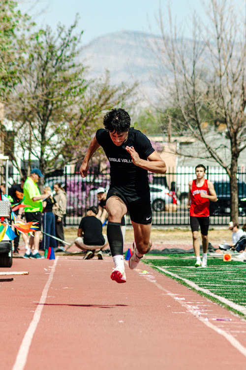 Alumni in Action: 6 Eagle County athletes compete at Nike Outdoor