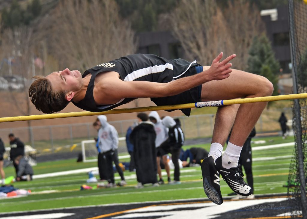 Dogged determination: Battle Mountain track and field seniors celebrate ...