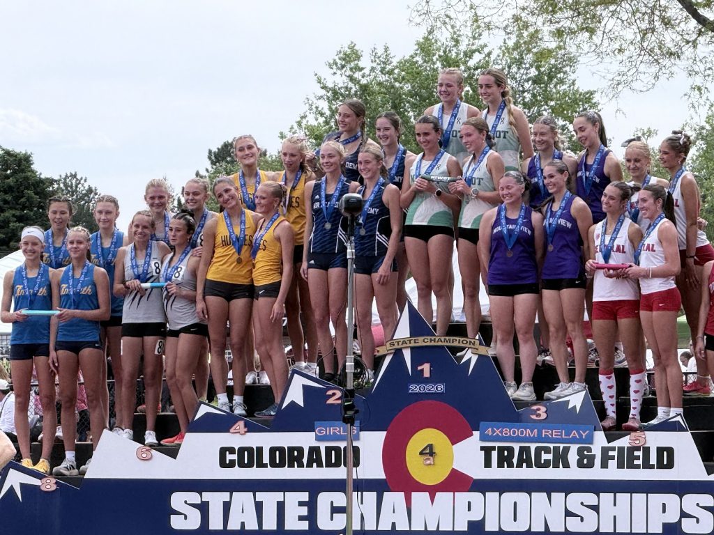 Battle Mountain girls and Eagle Valley boys hit 4×800-meter relay podium on day 1 of CHSAA state track meet