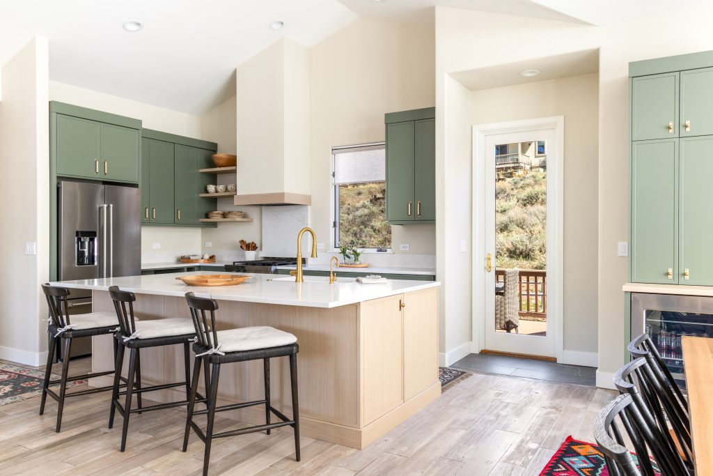 Before and after: A soft, natural-hued approach to refreshing a home