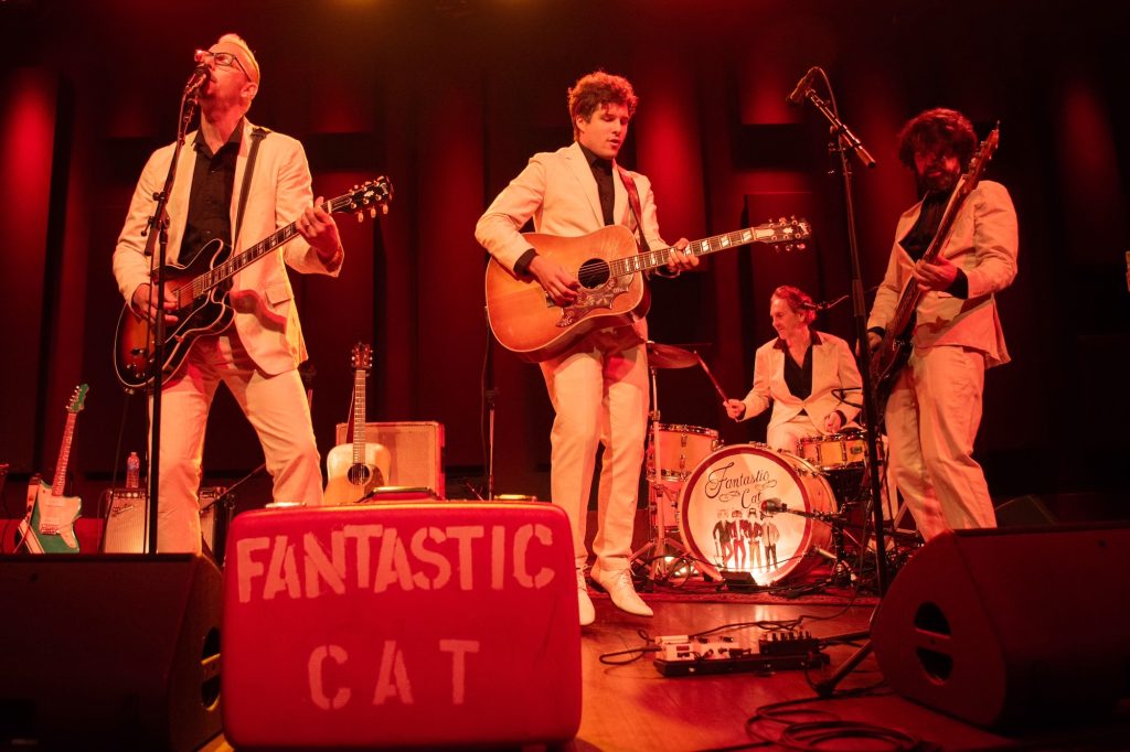Fantastic Cat to play at AvonLIVE! on Wednesday