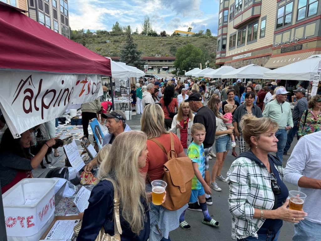 Riverwalk Art Battle & Block Party brings community together over creative competition