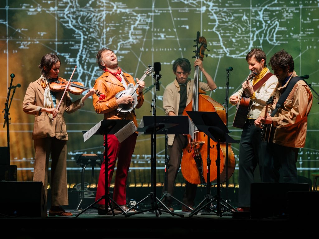 Punch Brothers bring theatrical flair to Beaver Creek