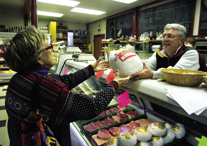 Best of the Boat catering service Steamboat Meat & Seafood Co.