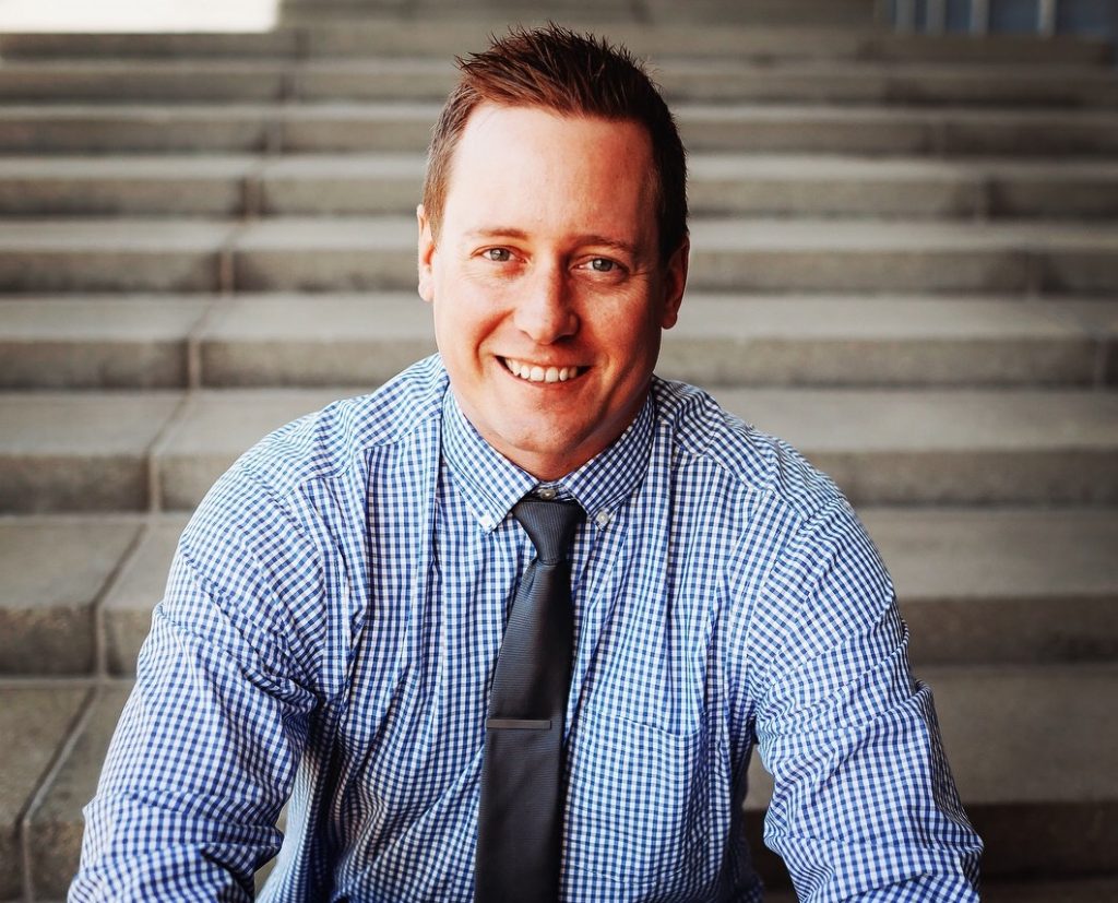 Iowa arborist picked as Oak Creek’s new clerk, administrator