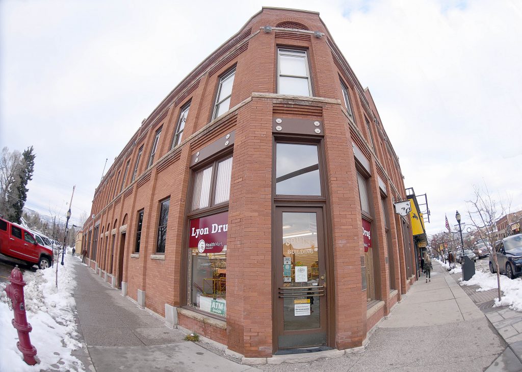 Lyon’s Drug has new owners ready for downtown pharmacy’s next chapter