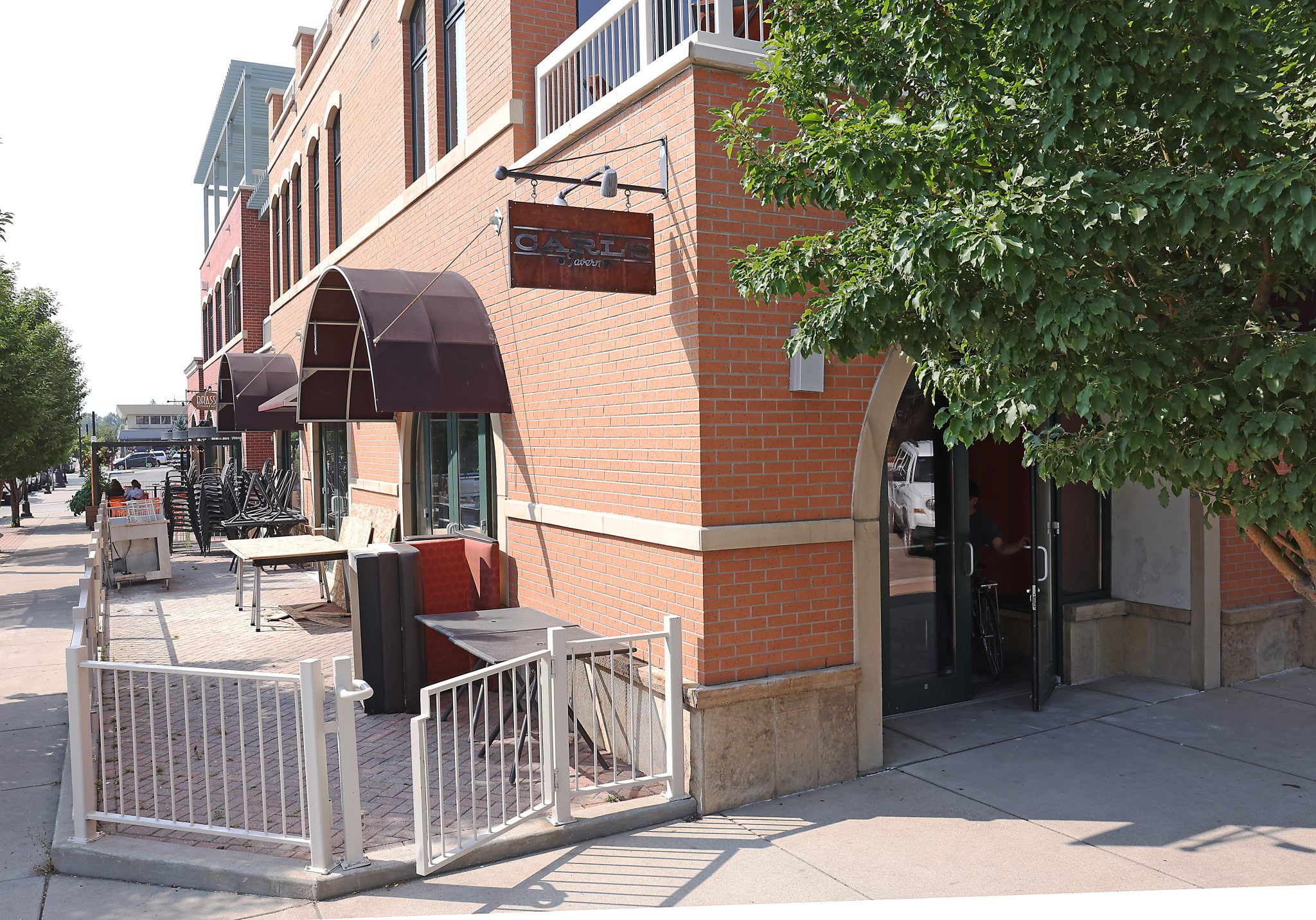 Carl’s Tavern comes full circle as original owner buys back business ...